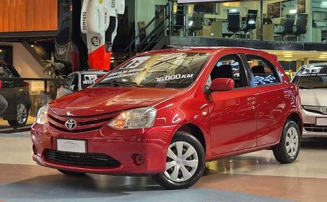 ETIOS 1.3 XS 16V APENAS 76.000KM O MAIS NOVO DA WEB Vermelho - 2013 Km baixa!