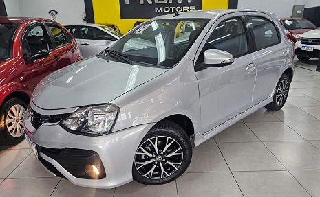 ETIOS 1.5 PLATINUM 16V Prata - 2018 Impecável!