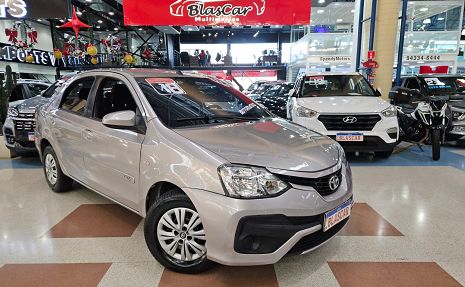 ETIOS XS SEDAN 1.5 O MELHOR CUSTO BENEFICIO Prata - 2018 Oferta imperdível!